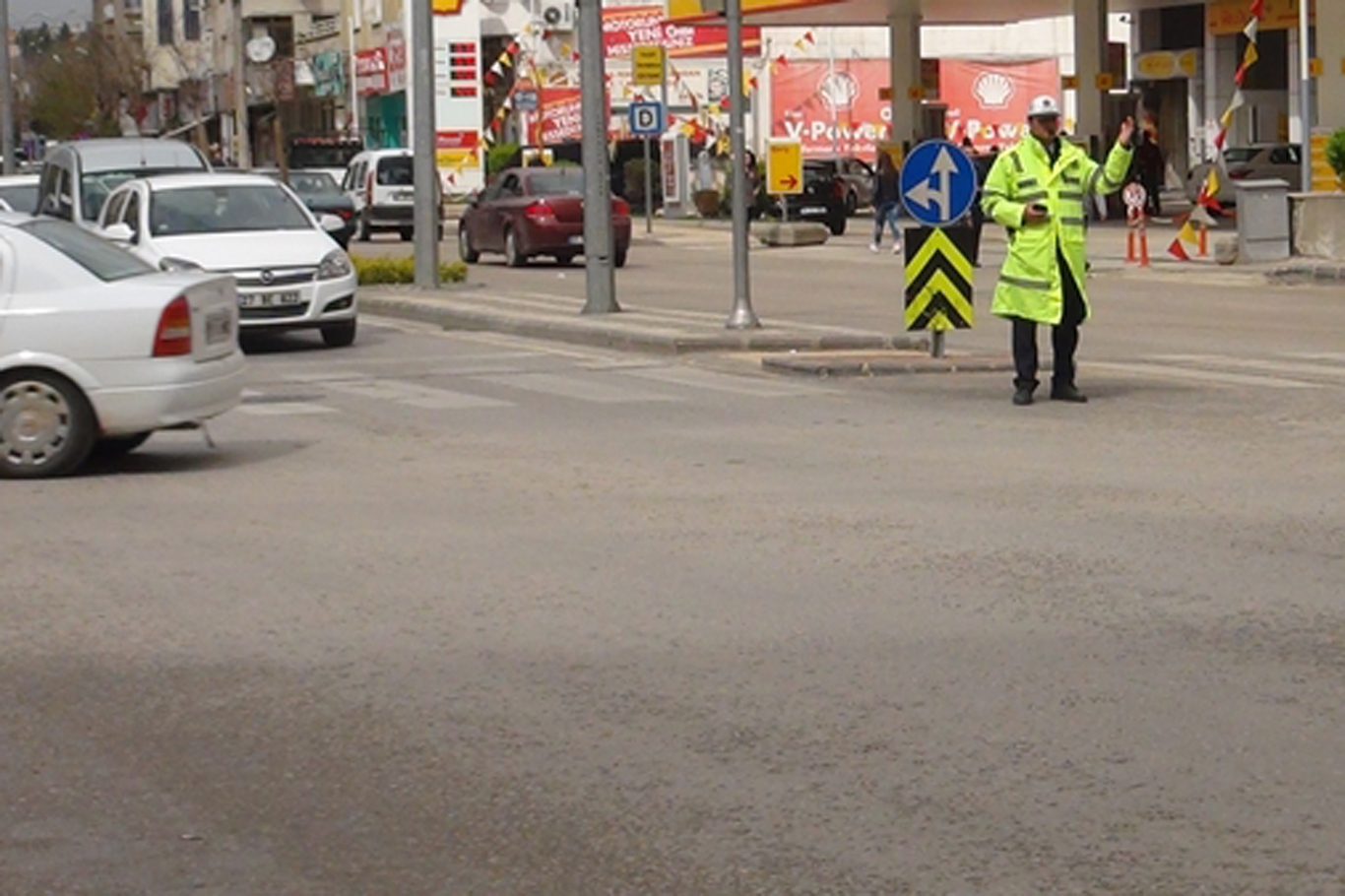 Gaziantep’te elektrik kesintisi hayatı felç etti Gaziantep’te elektrik kesintisi hayatı felç etti